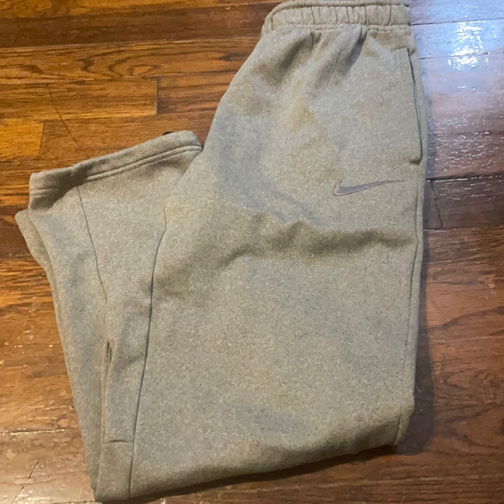 Nike sweats READ CAPTION